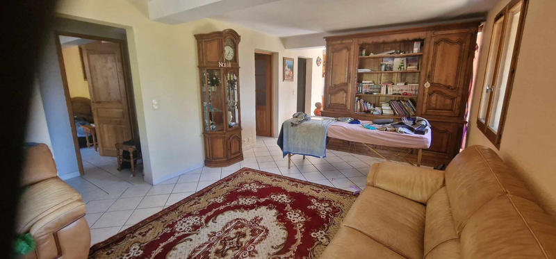 Villa - 250 m² - 9 pièces