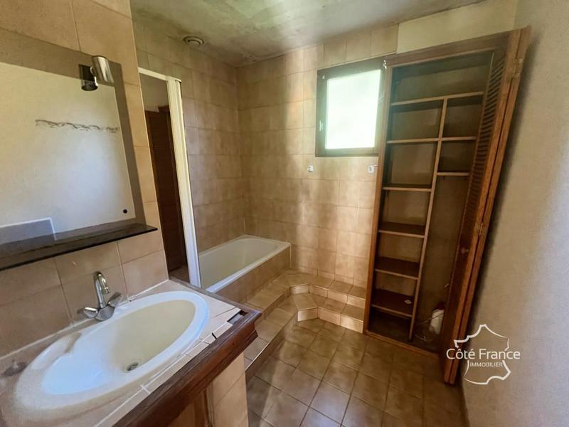 Maison - 70 m² - 4 pièces