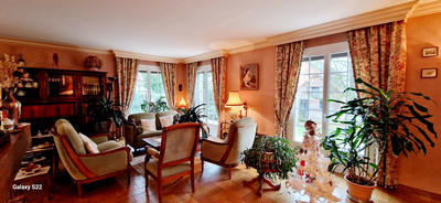 Maison - 186 m² - 6 pièces