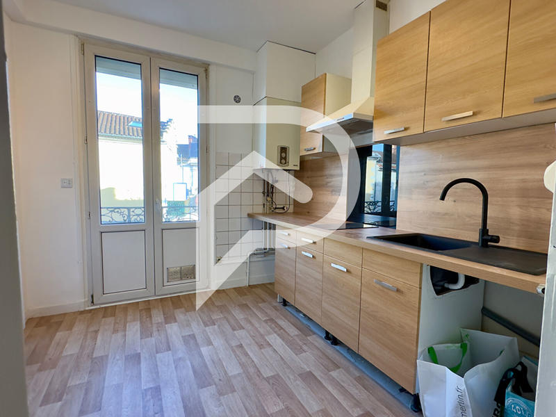 Immeuble - 97 m² - 4 pièces