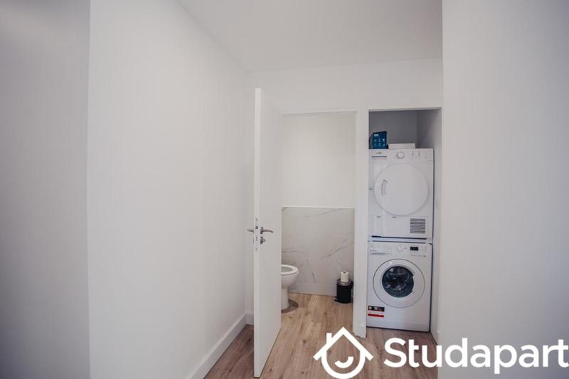 Chambre - 14 m² - 1 pièce