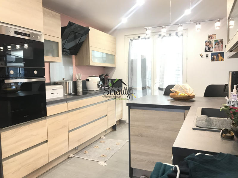 Maison - 120 m² - 6 pièces