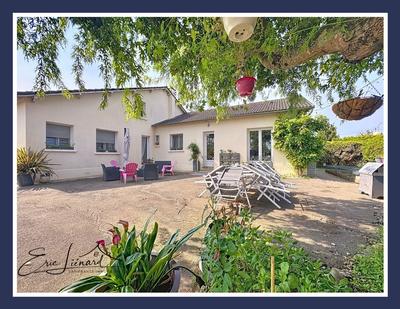 Maison - 168 m² - 7 pièces