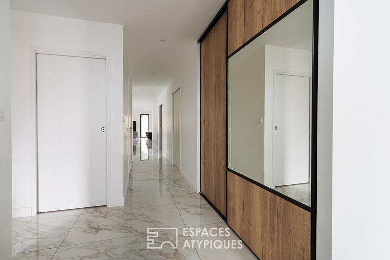 Maison - 213 m² - 8 pièces