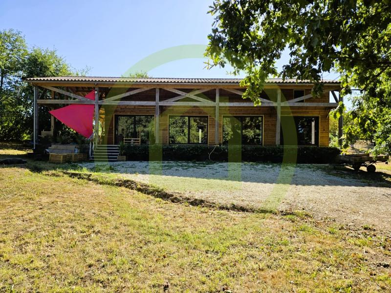 Maison - 157 m² - 6 pièces