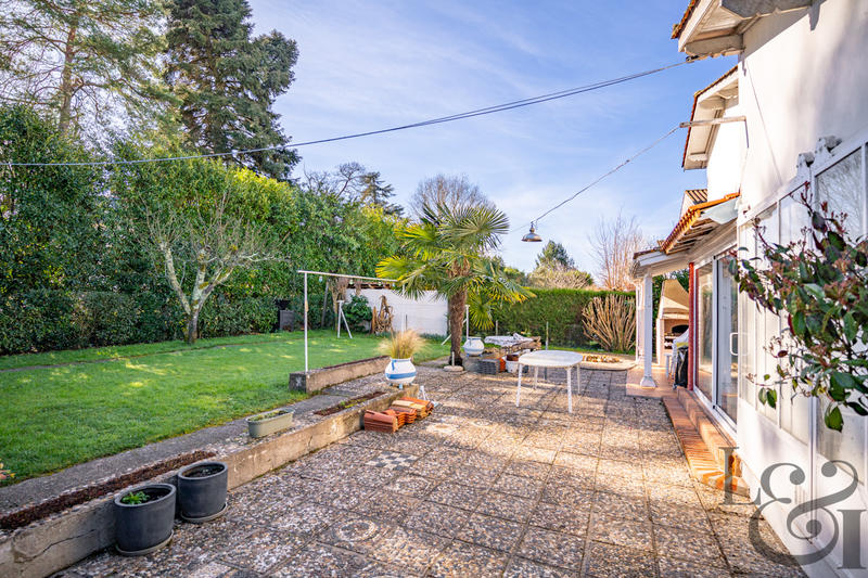 Maison - 102 m² - 6 pièces