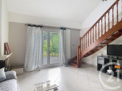 Maison - 117 m² - 6 pièces