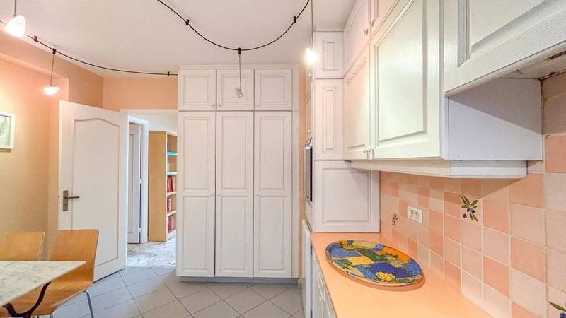 Appartement - 141 m² - 5 pièces