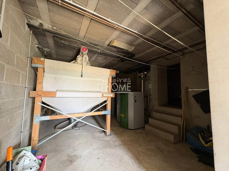 Maison - 250 m² - 8 pièces