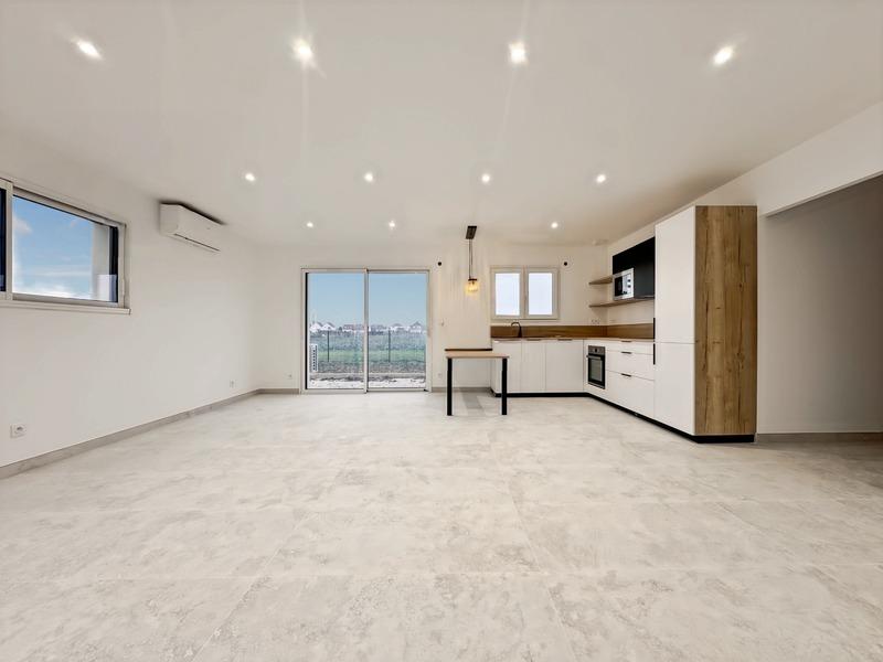 Maison - 95 m² - 4 pièces