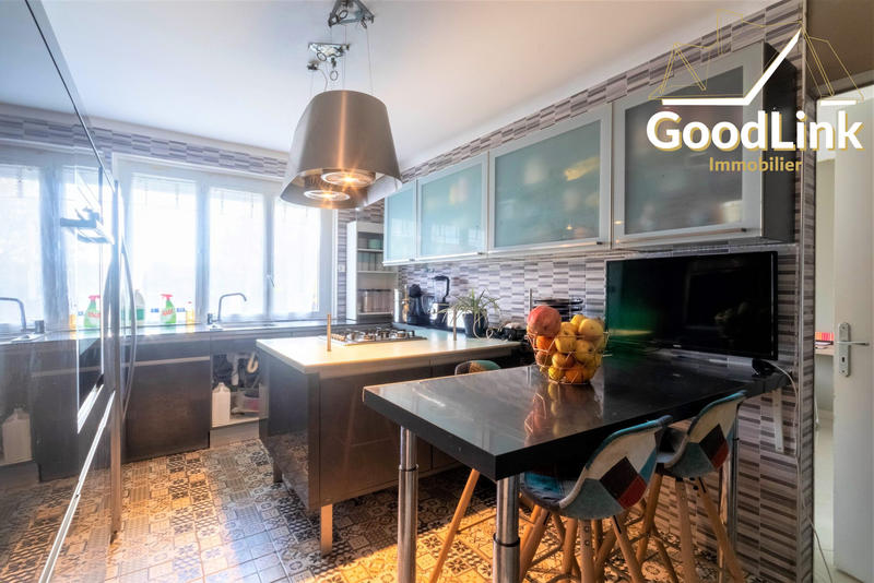 Maison ancienne - 140 m² - 7 pièces