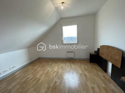 Maison - 137 m² - 5 pièces