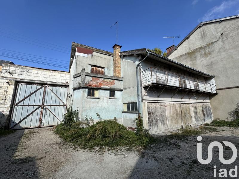 Maison - 180 m² - 6 pièces