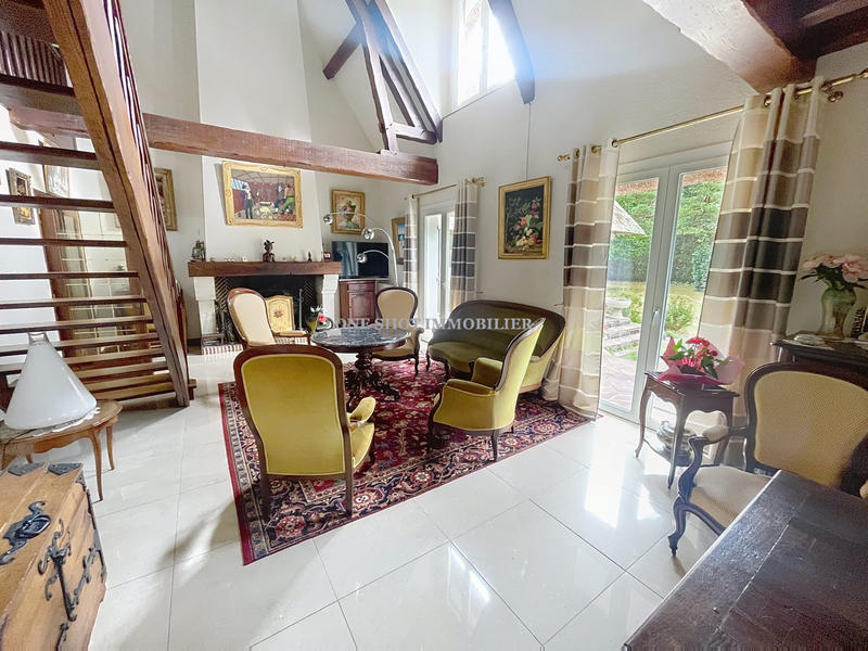 Villa - 240 m² - 8 pièces