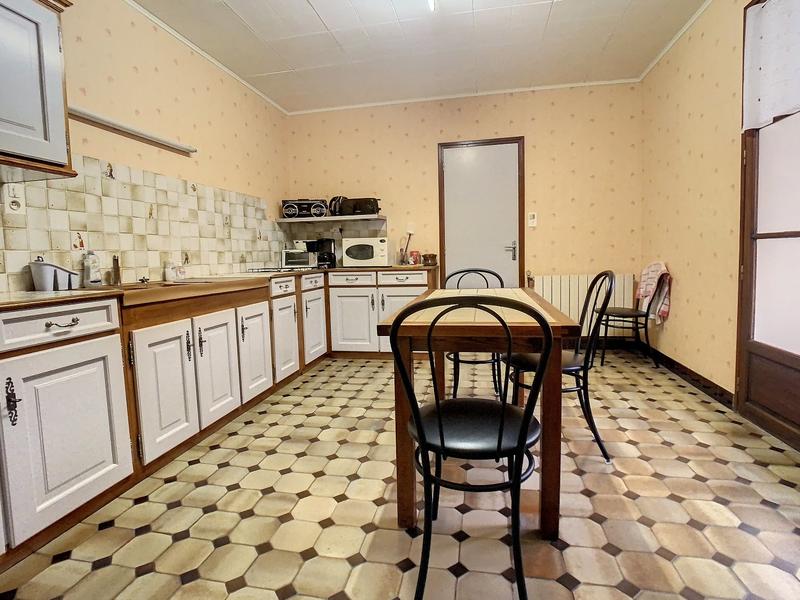 Maison - 104 m² - 4 pièces