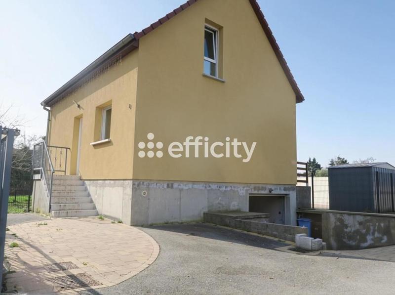 Maison - 80 m² - 5 pièces