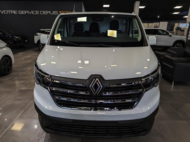 Renault Trafic Fourgon Fgn L2h1 3t Blue Dci 150 Edc Gsr2 Red Edition