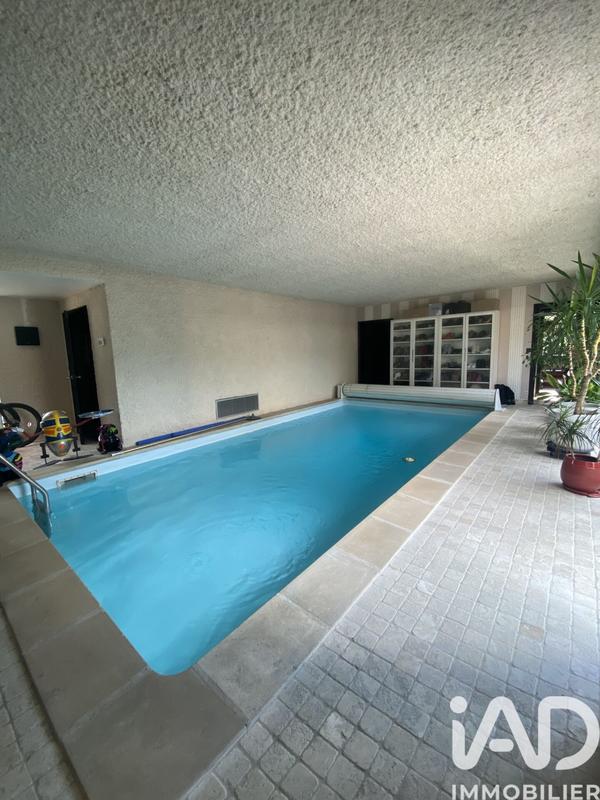 Maison de maîtres - 313 m² - 8 pièces