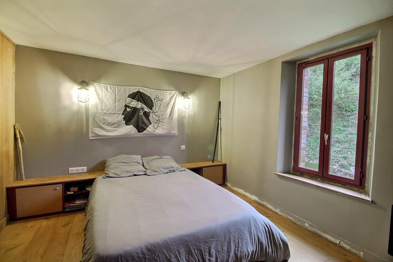 Maison de village - 190 m² - 8 pièces