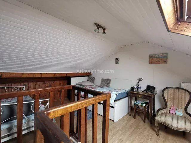 Maison - 83 m² - 5 pièces