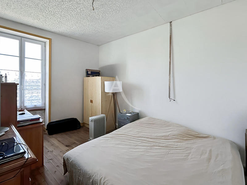 Maison - 181 m² - 6 pièces