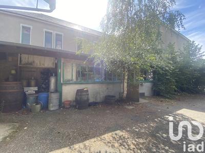 Maison - 290 m² - 8 pièces