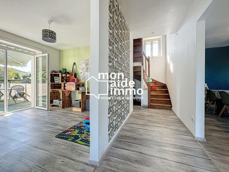 Maison - 140 m² - 5 pièces