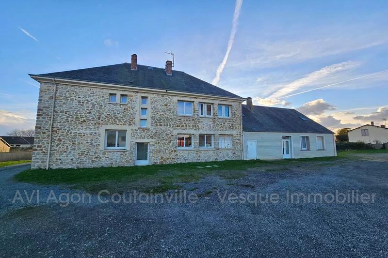 Maison - 360 m² - 18 pièces