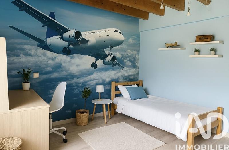 Maison - 333 m² - 10 pièces