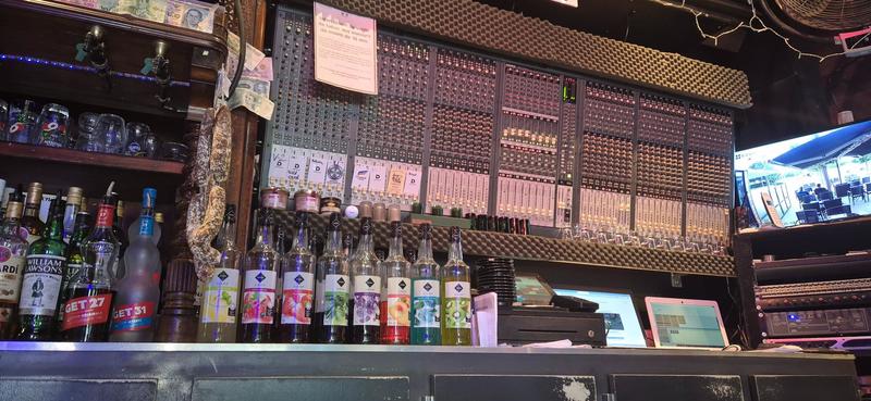 Local commercial - 85 m² - 2 pièces