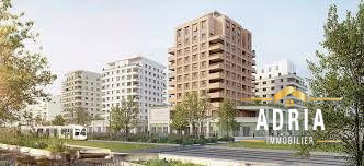 Appartement - 100 m² - 5 pièces