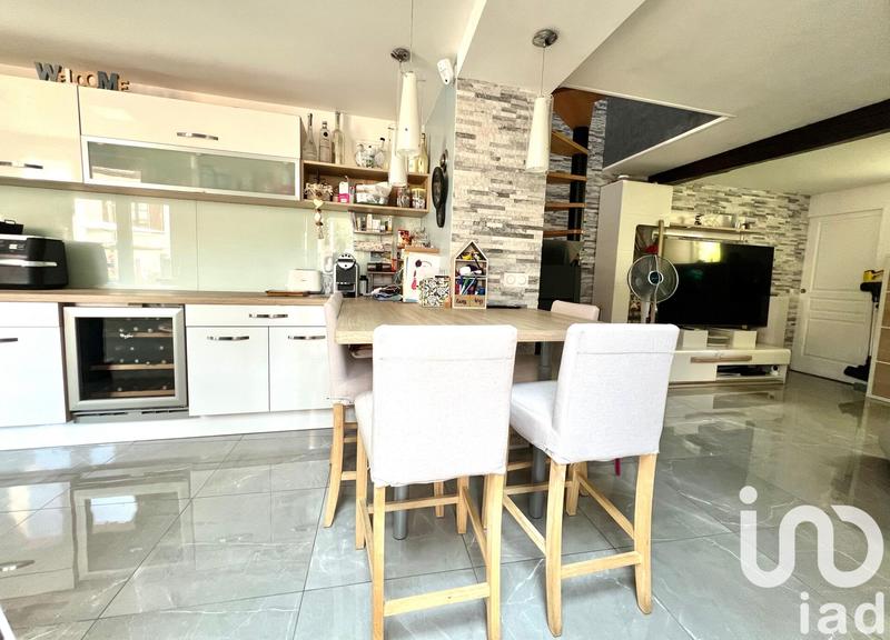 Maison - 83 m² - 4 pièces