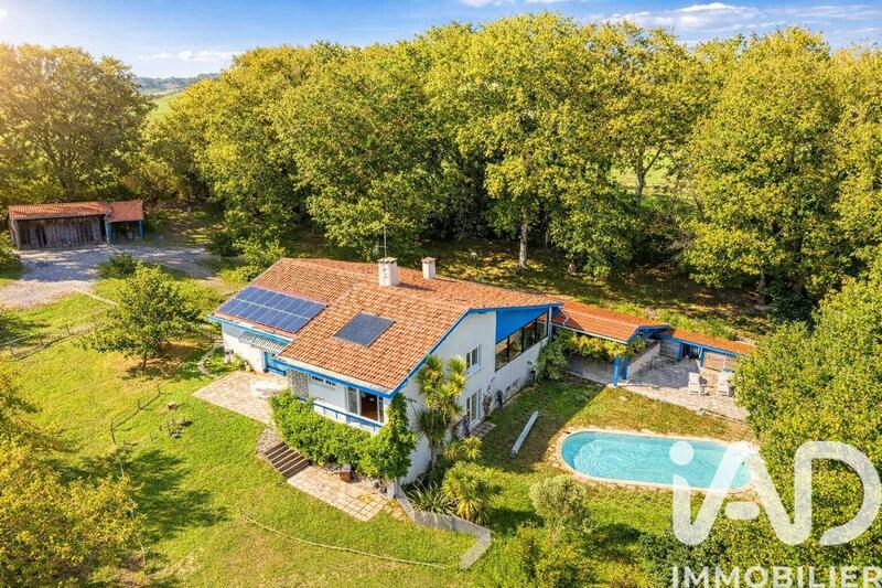 Maison de campagne - 290 m² - 11 pièces