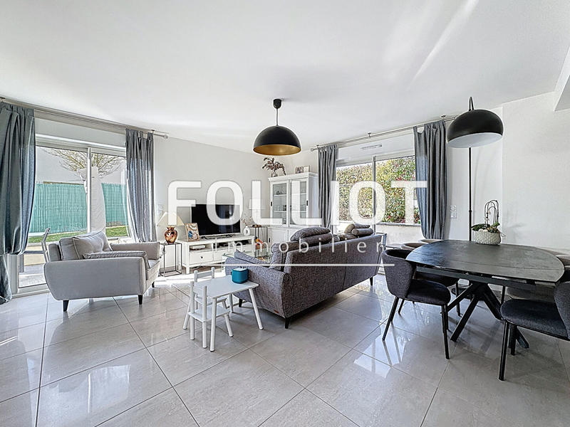 Maison - 105 m² - 4 pièces