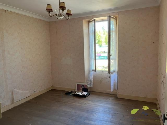 Maison en pierre - 140 m² - 6 pièces