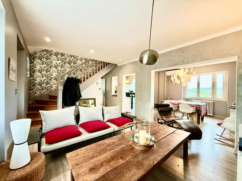 Maison - 100 m² - 5 pièces