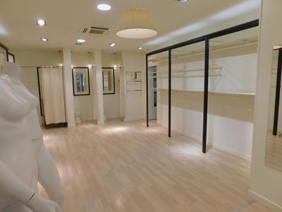 Local commercial - 85 m² - 2 pièces
