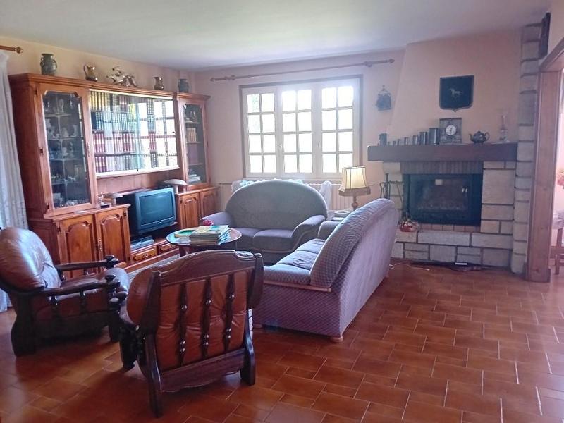 Maison - 211 m² - 6 pièces