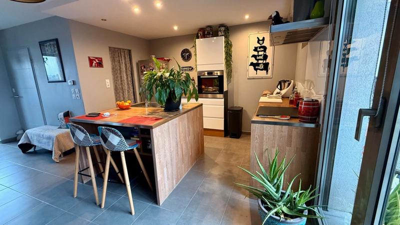 Appartement - 87 m² - 3 pièces