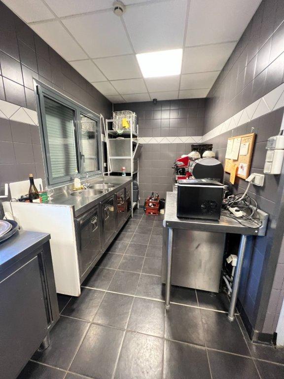 Immeuble - 613 m² - 13 pièces