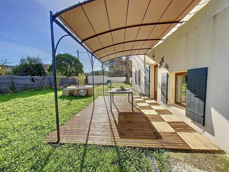 Mas - 210 m² - 7 pièces