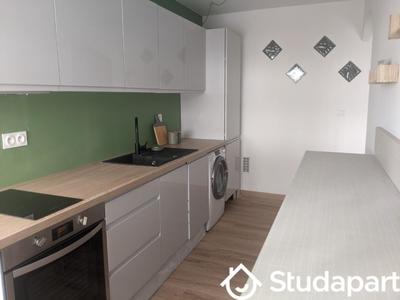 Chambre - 12 m² - 1 pièce