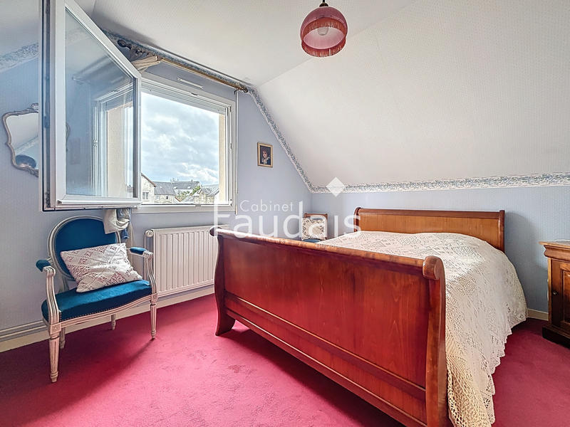 Maison - 138 m² - 7 pièces