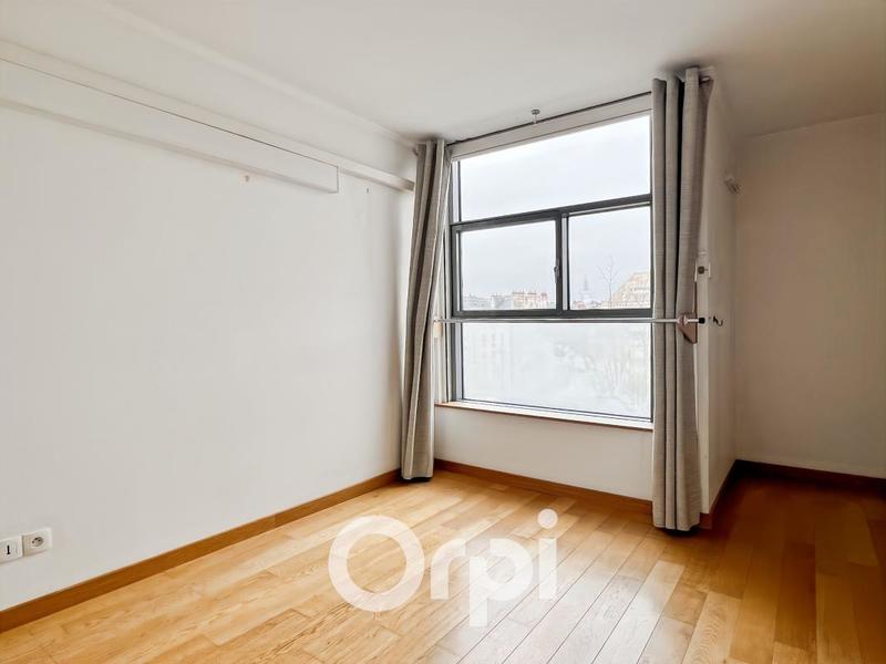 Appartement - 81 m² - 3 pièces