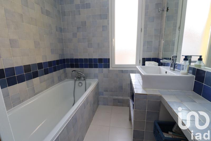 Maison - 200 m² - 6 pièces