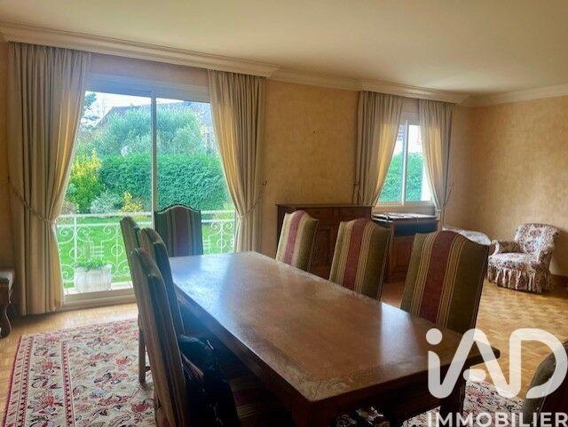 Maison - 138 m² - 7 pièces