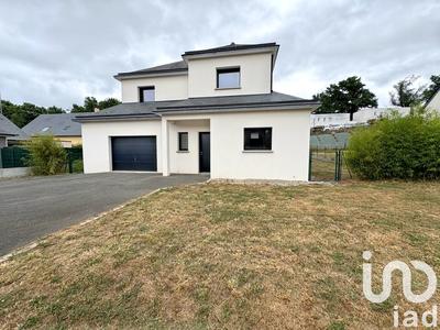 Maison - 130 m² - 8 pièces