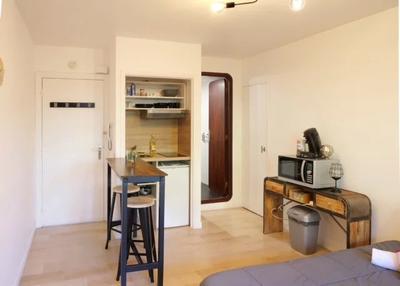 Studio - 18 m² - 1 pièce