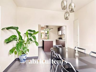Maison - 152 m² - 7 pièces