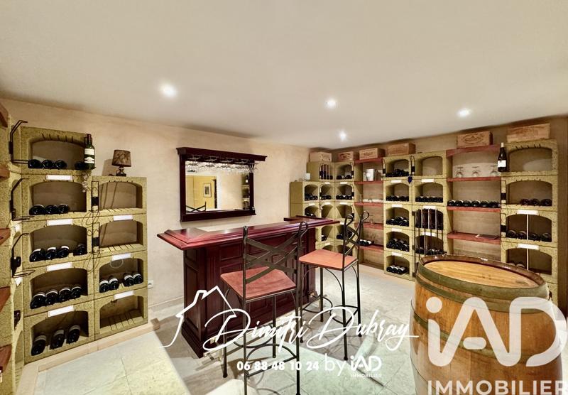 Maison - 182 m² - 6 pièces